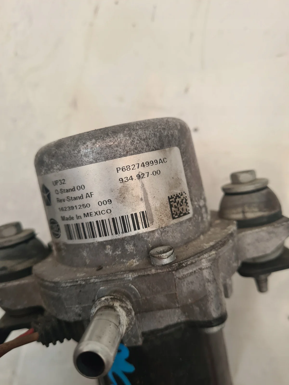 Chrysler Pacifica 17- Unterdruckpumpe 4843751-16 image 6