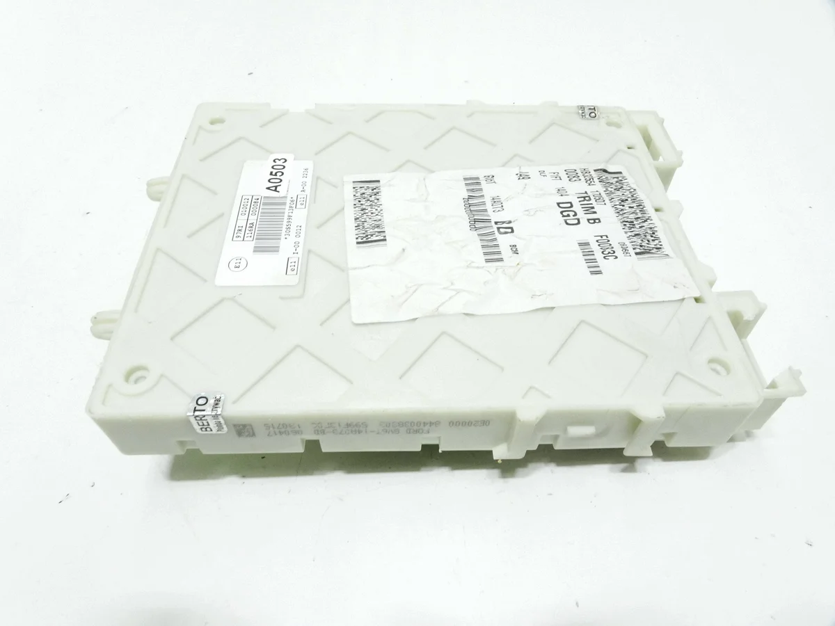 Module BSI Ford Focus MK3 GV6T-14A073-BD image 3