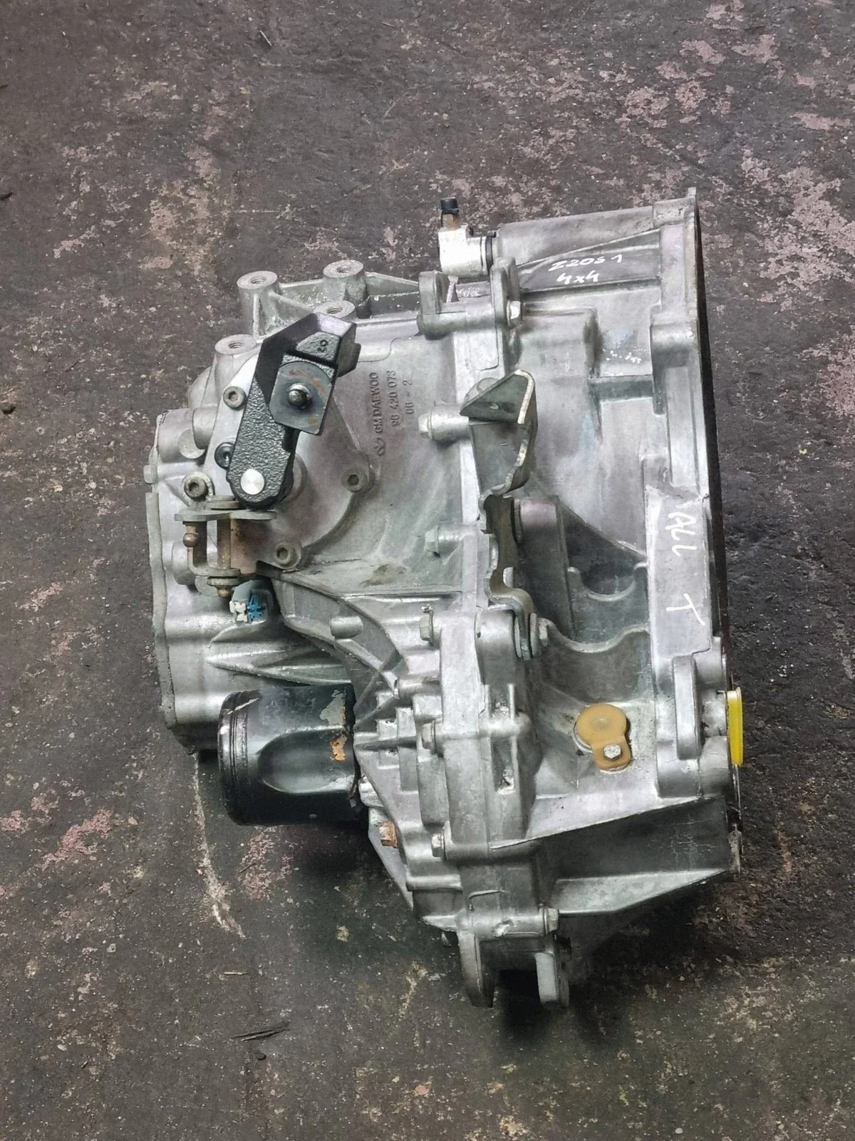 Opel Antara 2008 6-versnellingen Handbak image 4