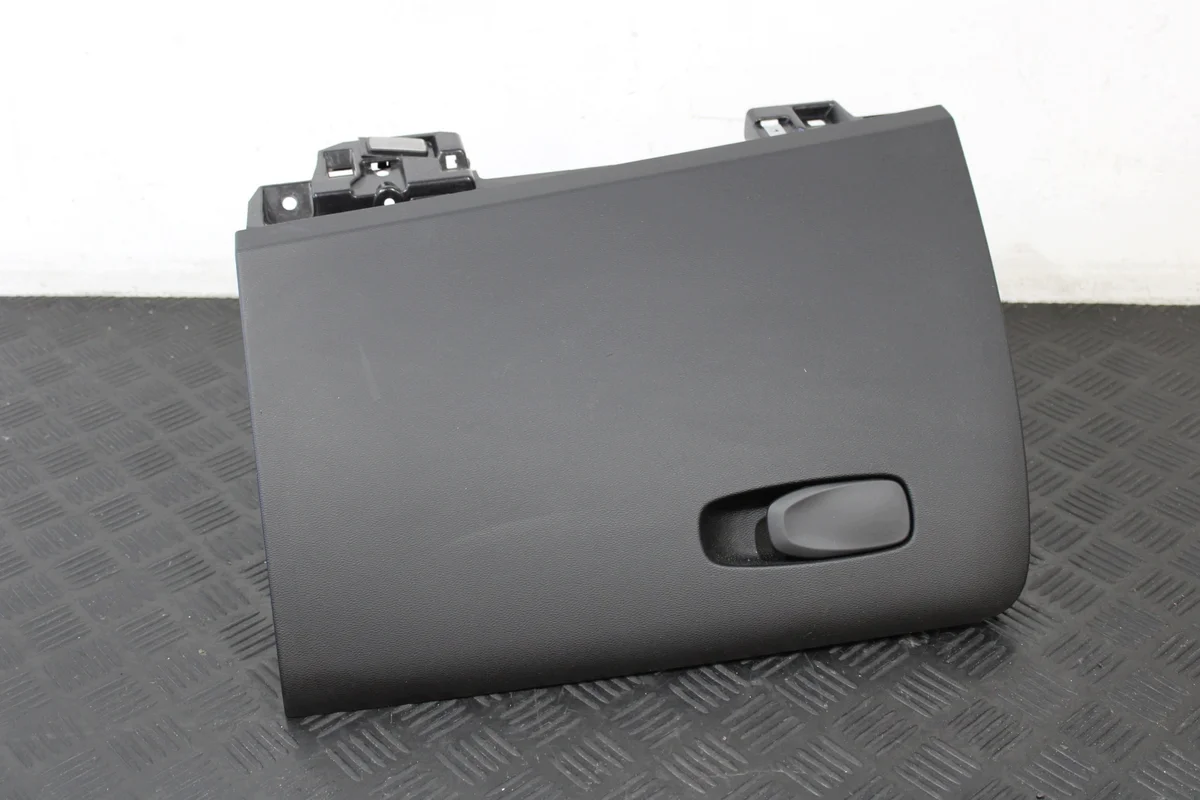 Schowek konsoli Volvo S60 V60 III 31477861