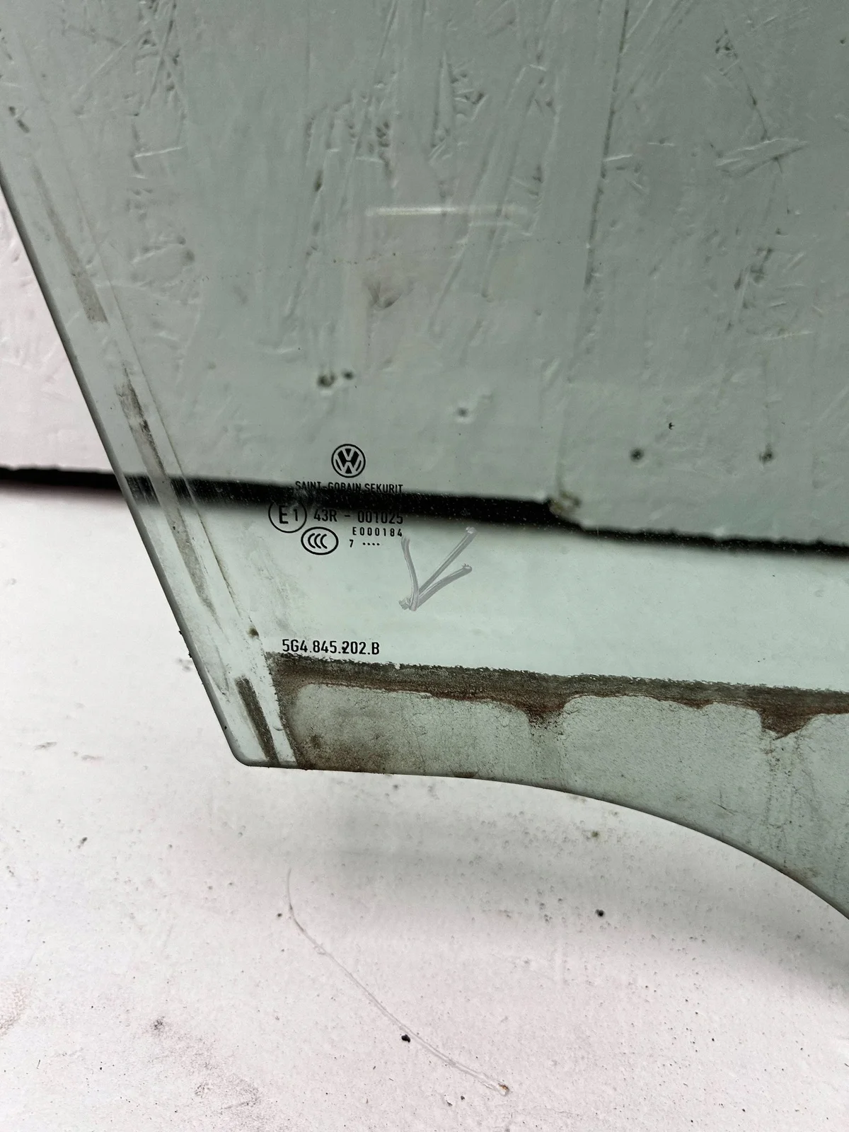 VETRO PORTA ANTERIORE DESTRA VW GOLF VII