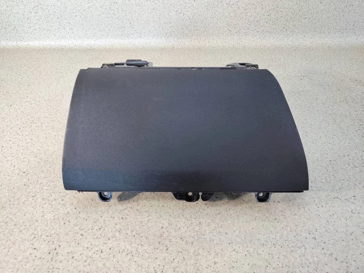 Volvo XC90 II Schowek 31366835