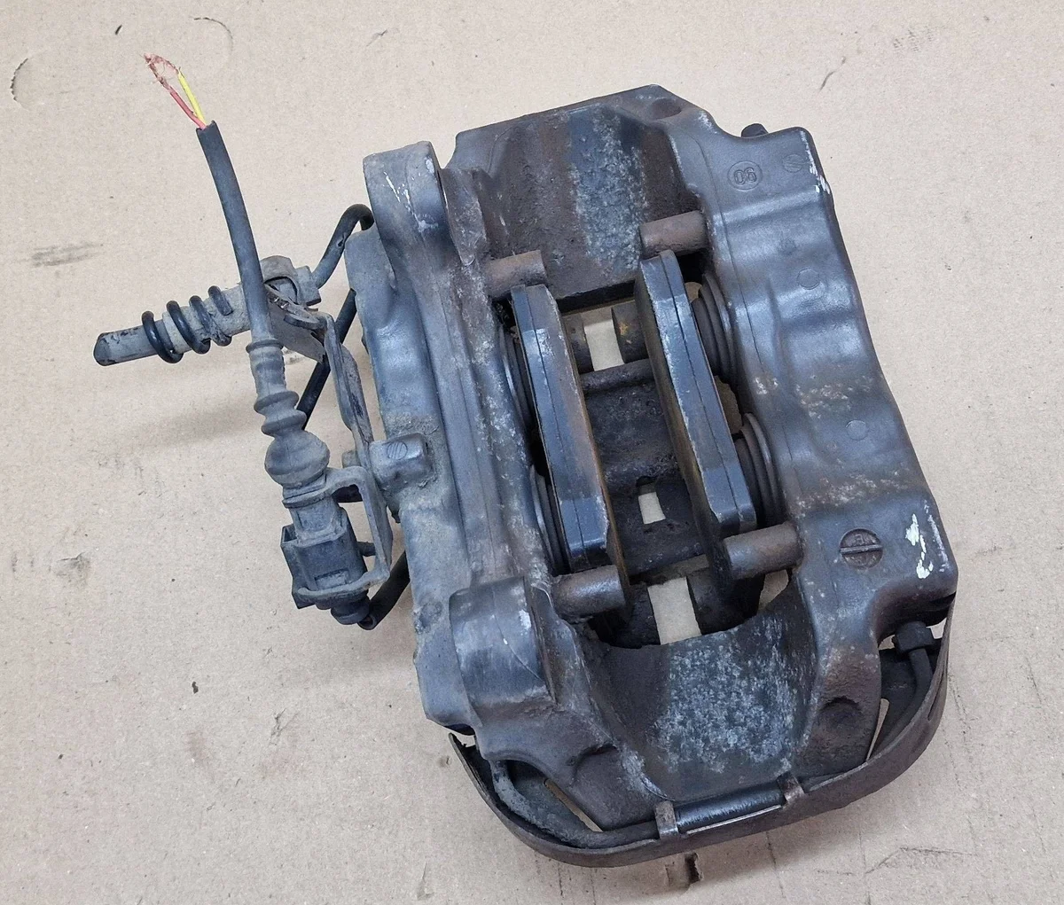 Bremssattel hinten rechts Audi Q7 4L gebraucht image 3
