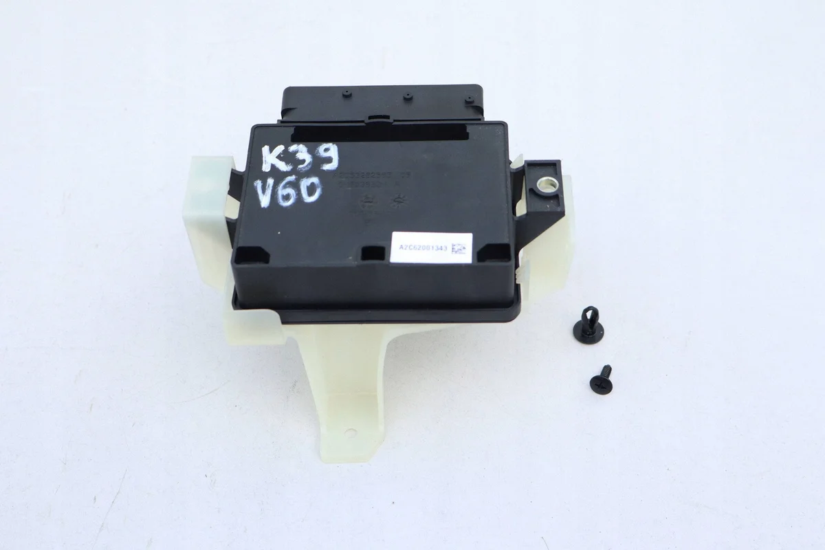 Volvo V70 2015 Parking Brake Module 31445314 image 3