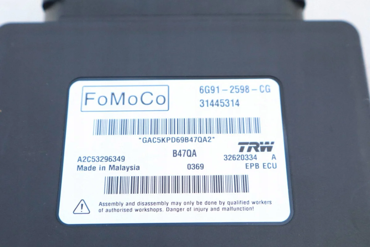 Volvo V70 2015 Parking Brake Module 31445314 image 4