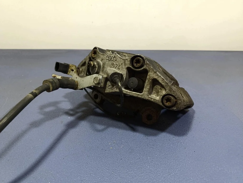 Bromsok Audi A6 C6 2.7 TDI Höger Fram image 4