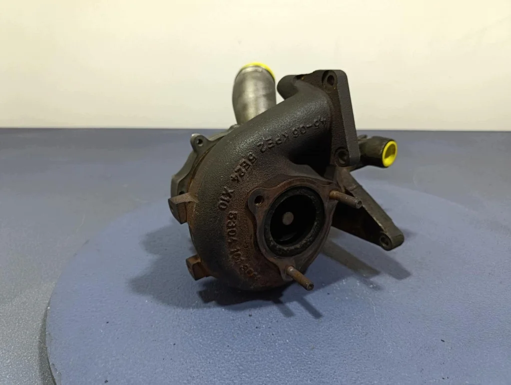 Turbocompresor Audi A6 C6 2.7 TDI Usado image 3