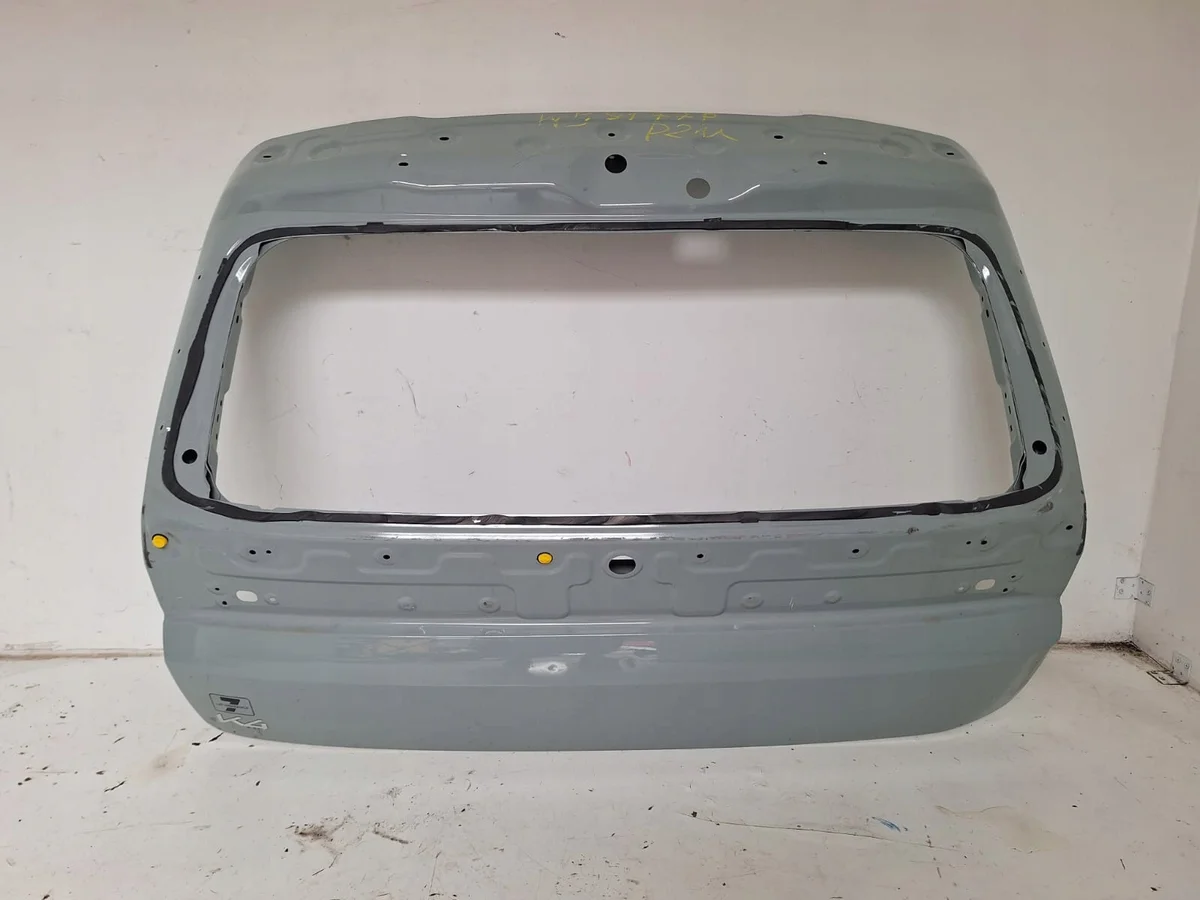 Used Kia K4 Trunk Spoiler 87210GG500