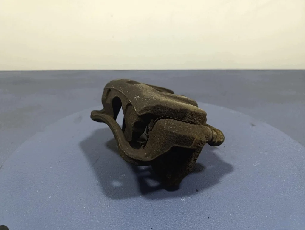 Bremszange vorne links Kia Sorento II 2.4 GDI