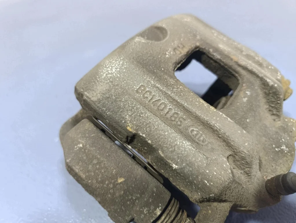 Bremssattel vorne rechts Kia Sorento II image 8