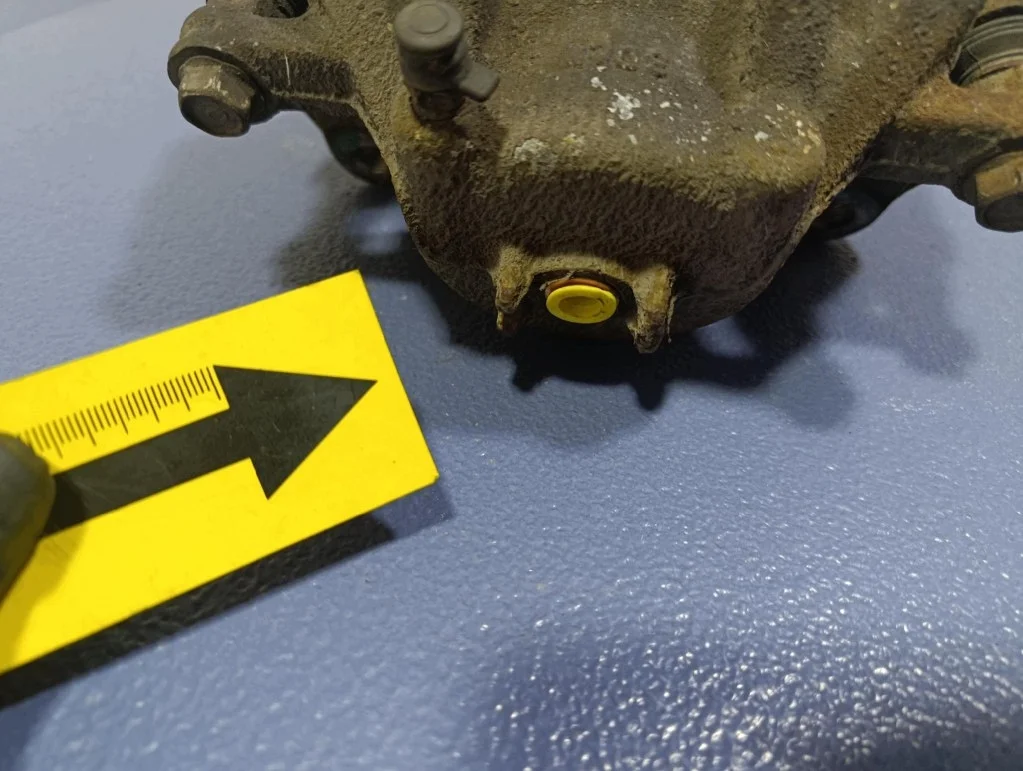 Bremssattel vorne rechts Kia Sorento II image 10
