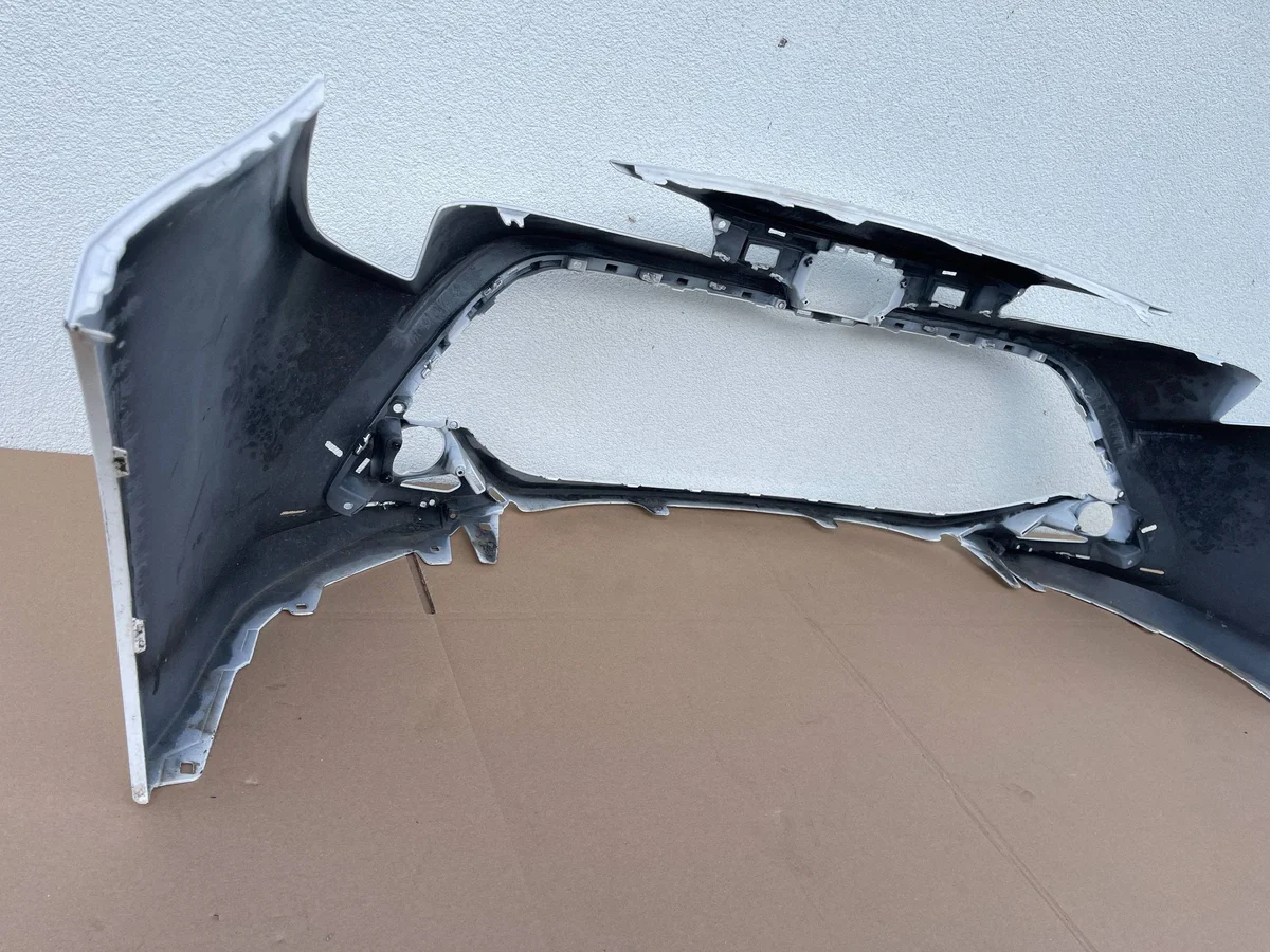 Front Bumper Toyota Corolla E21 Used image 7