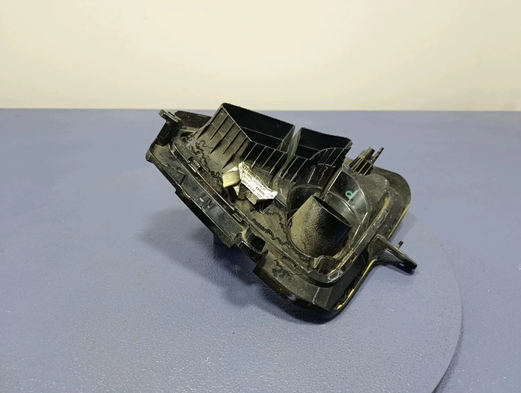 Hyundai I20 III 20-23 Gitter Stoßstange Vorne Rechts image 6