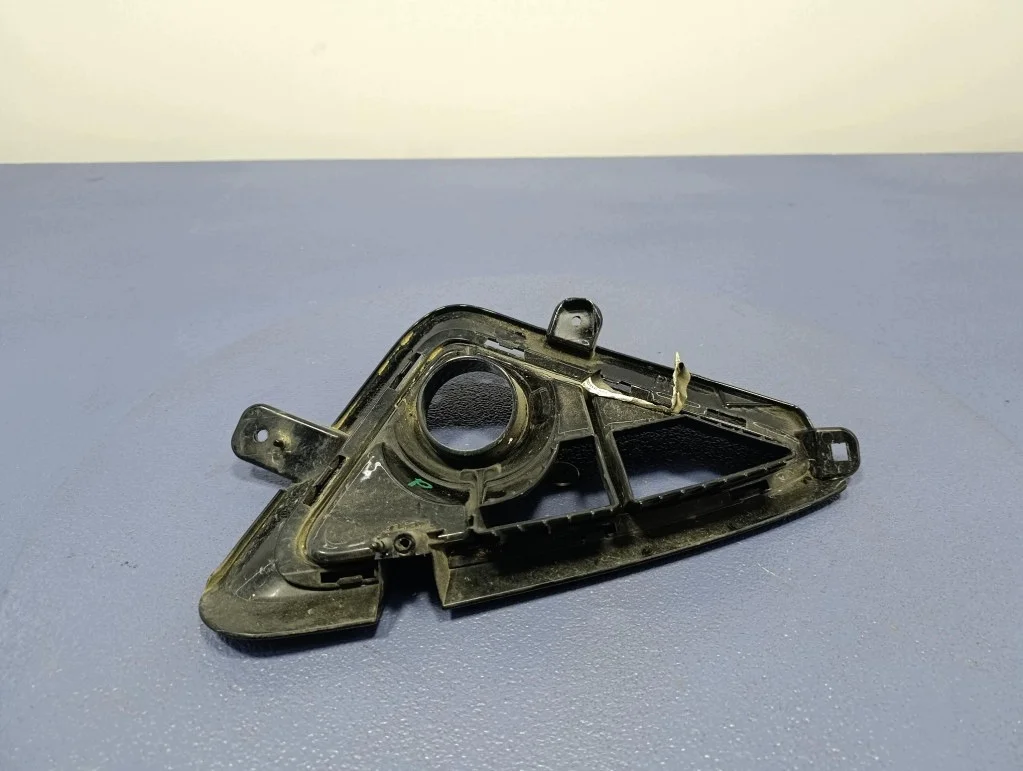 Hyundai I20 III 20-23 Gitter Stoßstange Vorne Rechts image 10