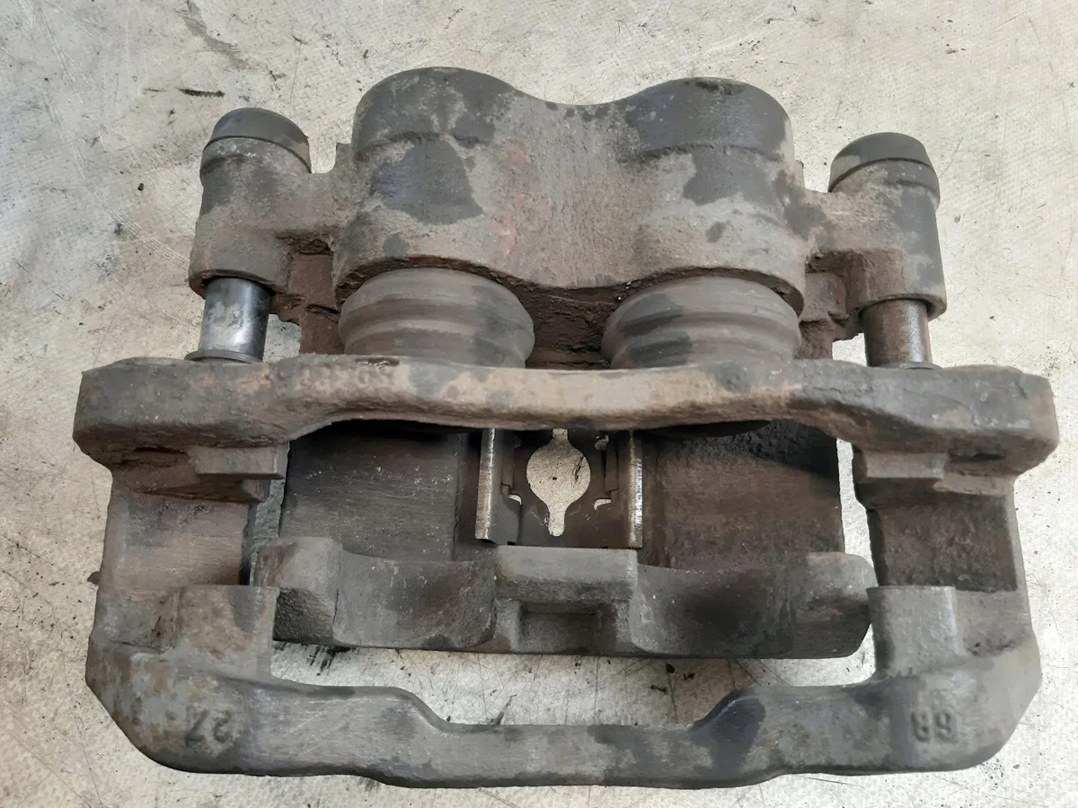 Brake Caliper Left Rear Twin ATE9601 image 7