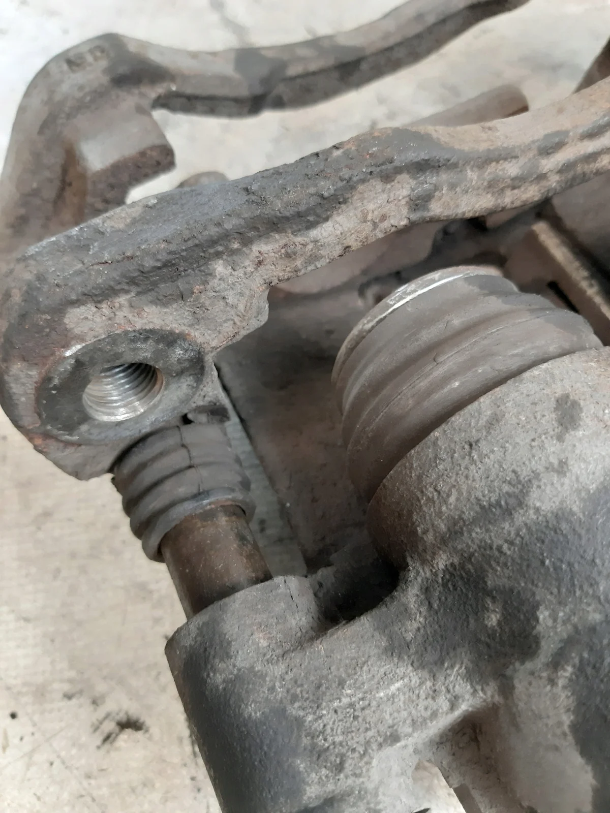 Brake Caliper Left Rear Twin ATE9601 image 10