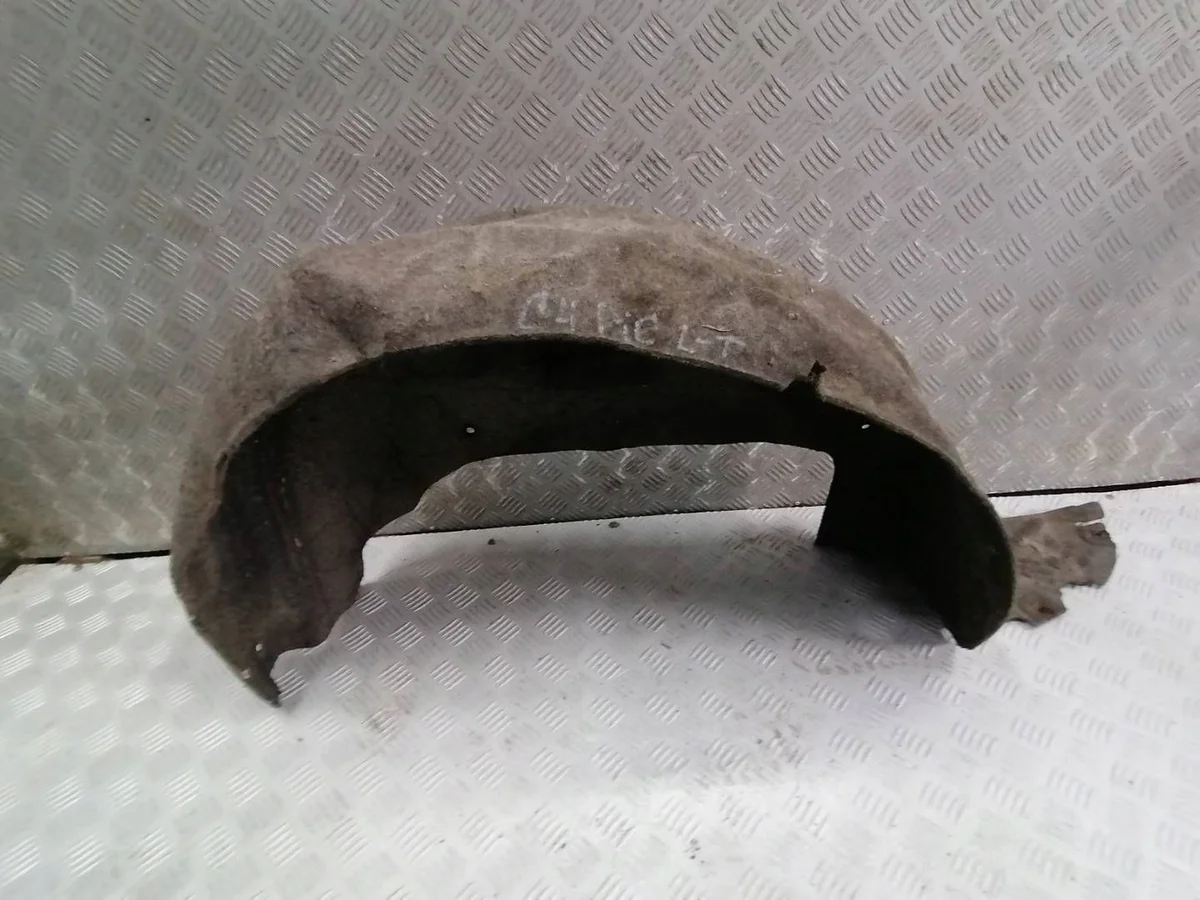 Passage de roue arrière gauche Citroën C4 Grand Picasso I