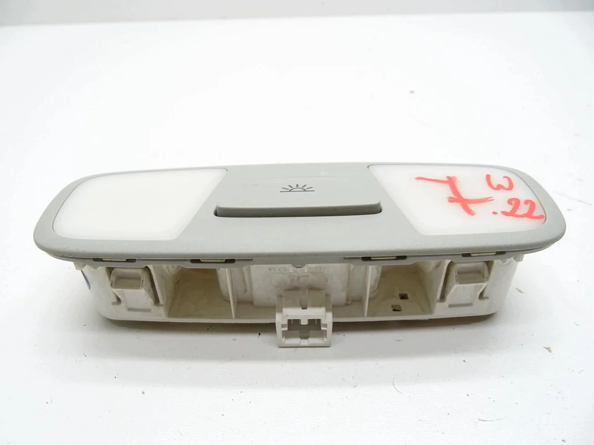 Innerbelysning Audi A3 8V 8V0947111