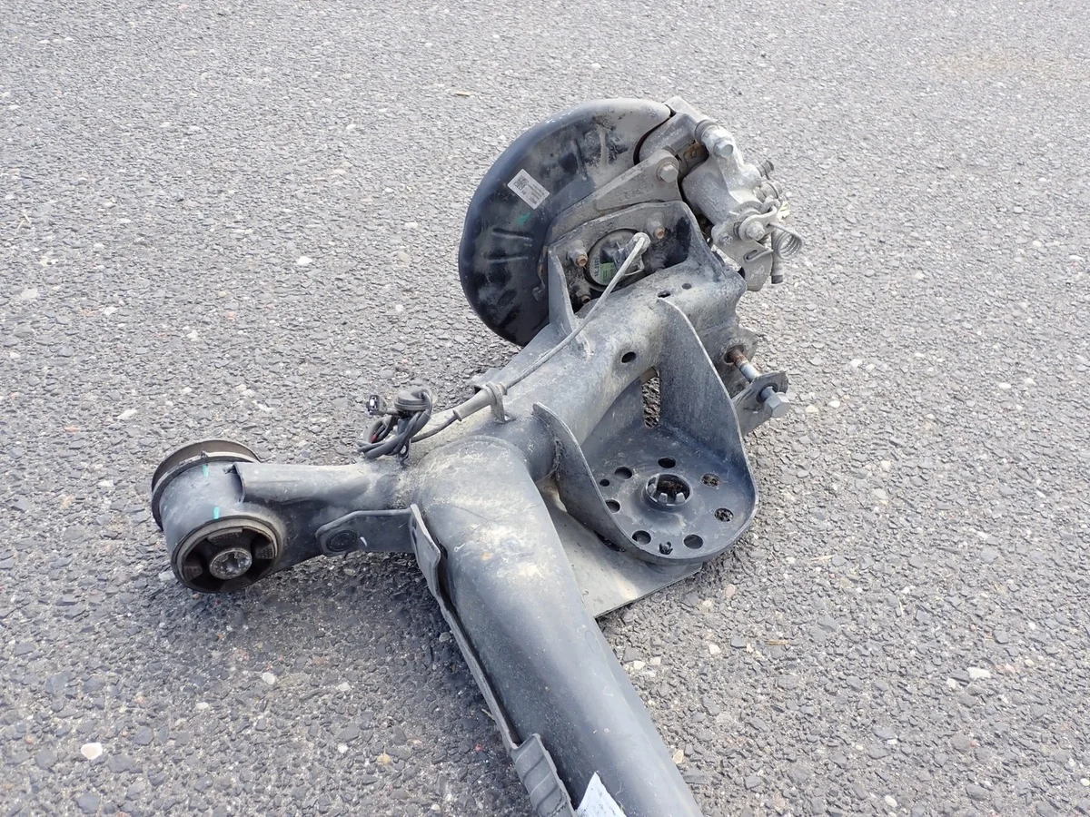 Achsträger hinten Hyundai Bayon gebraucht image 4