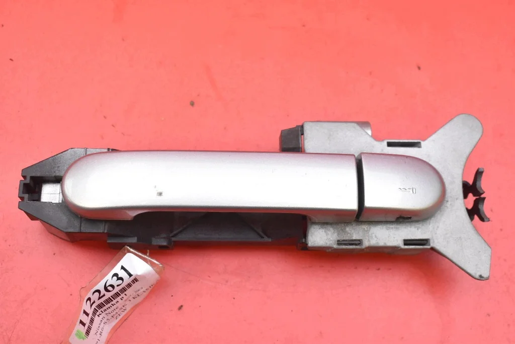 Türgriff Links Vorne Silber Nissan Note E11