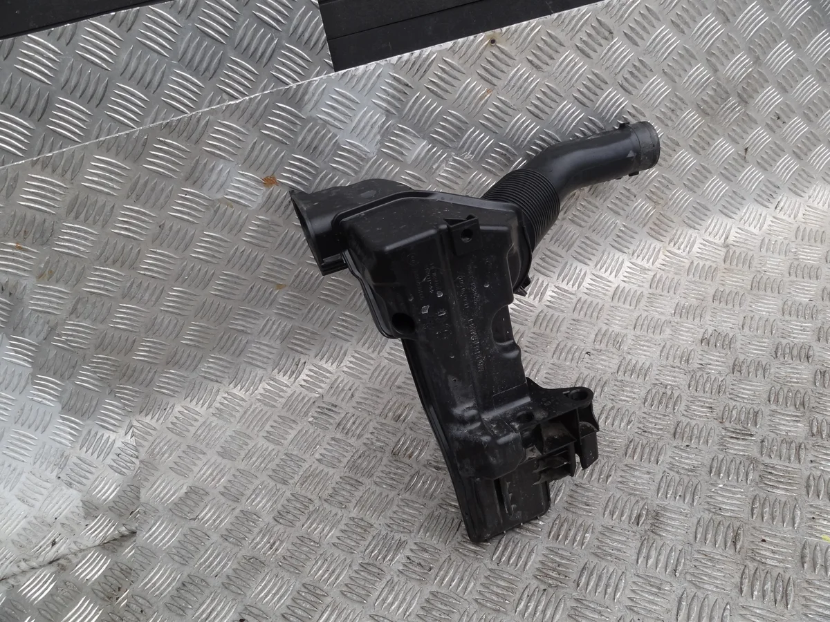Toyota Proace II Air Intake Hose 9810920880