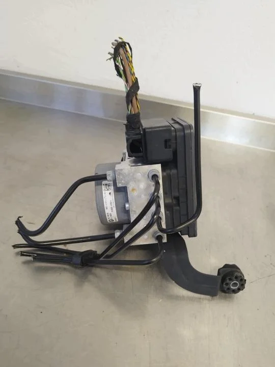 ABS-hydrauliikkamoduuli BMW 1 2014 image 7