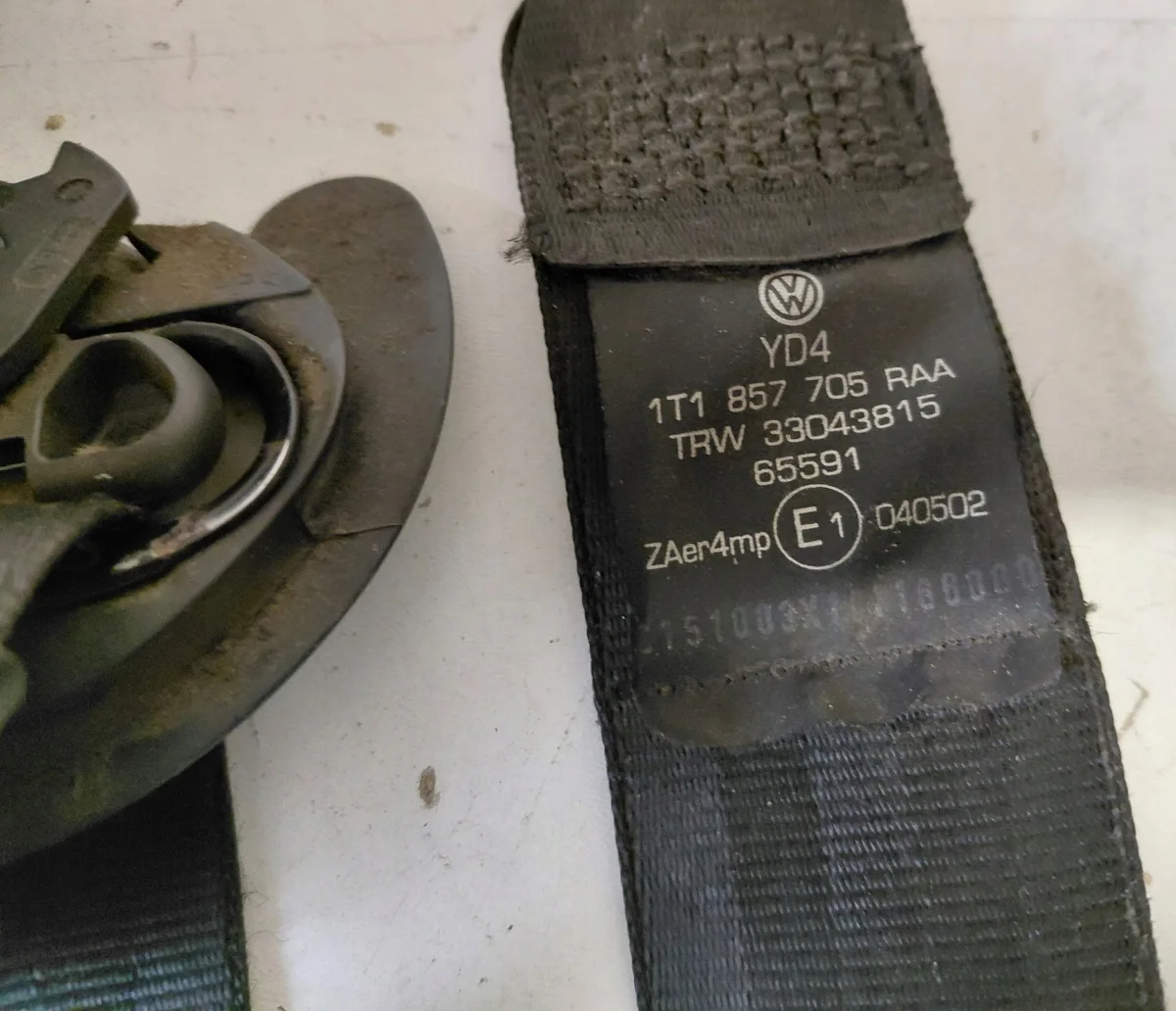 Vw Touran I Gurtstraffer Links Vorne 1T1857705RAA image 6