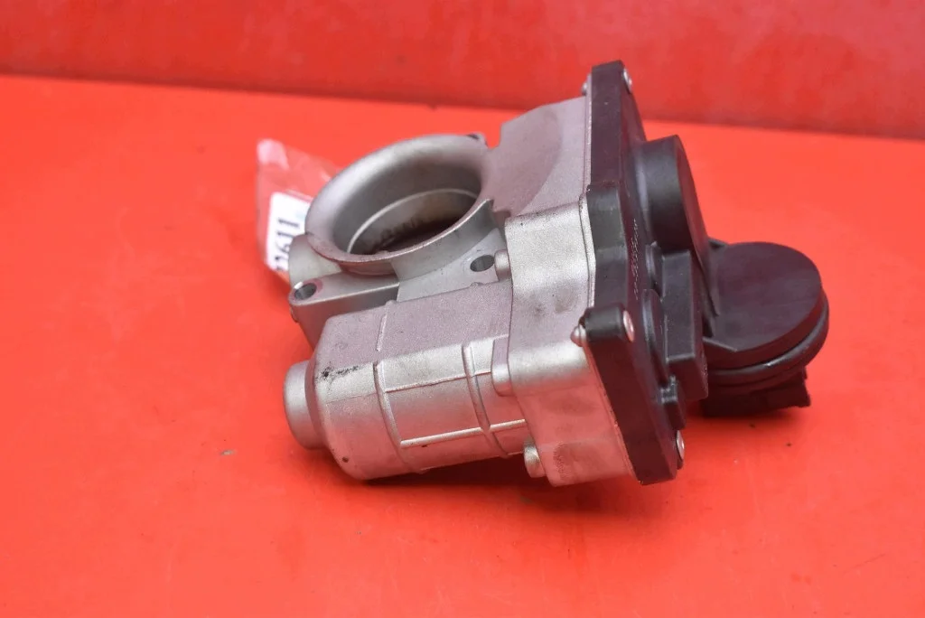 Drosselklappe Nissan Micra K12 1.2 16V 65PS image 6