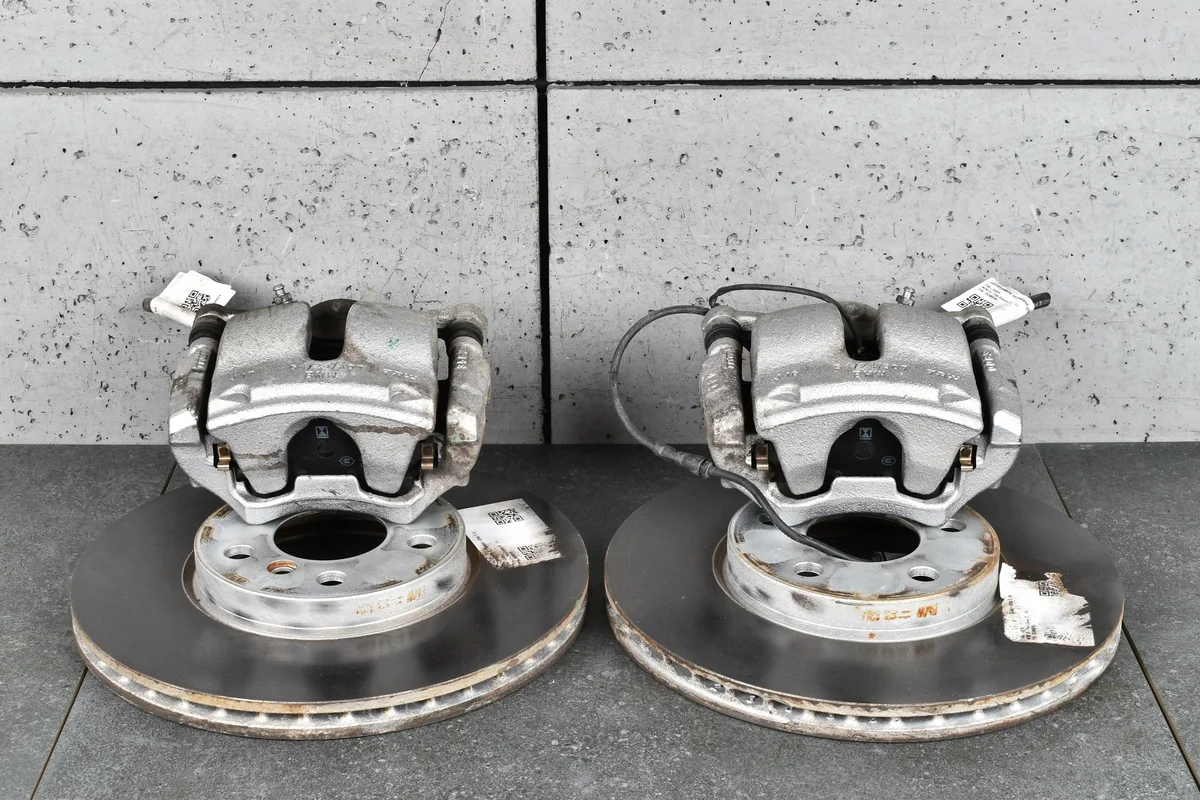 Freios BMW F40 F45 X1 F48 F39 Usados