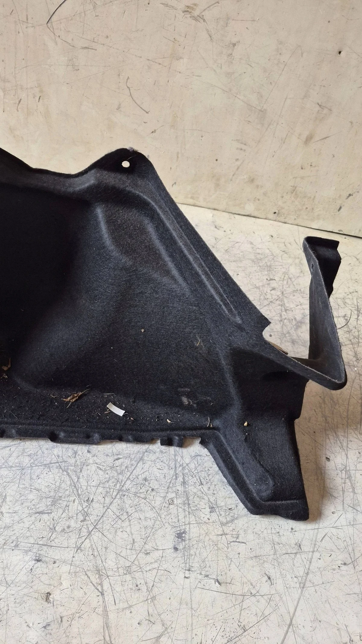 Cubierta bajo motor Toyota Corolla E21 6472002420 image 3