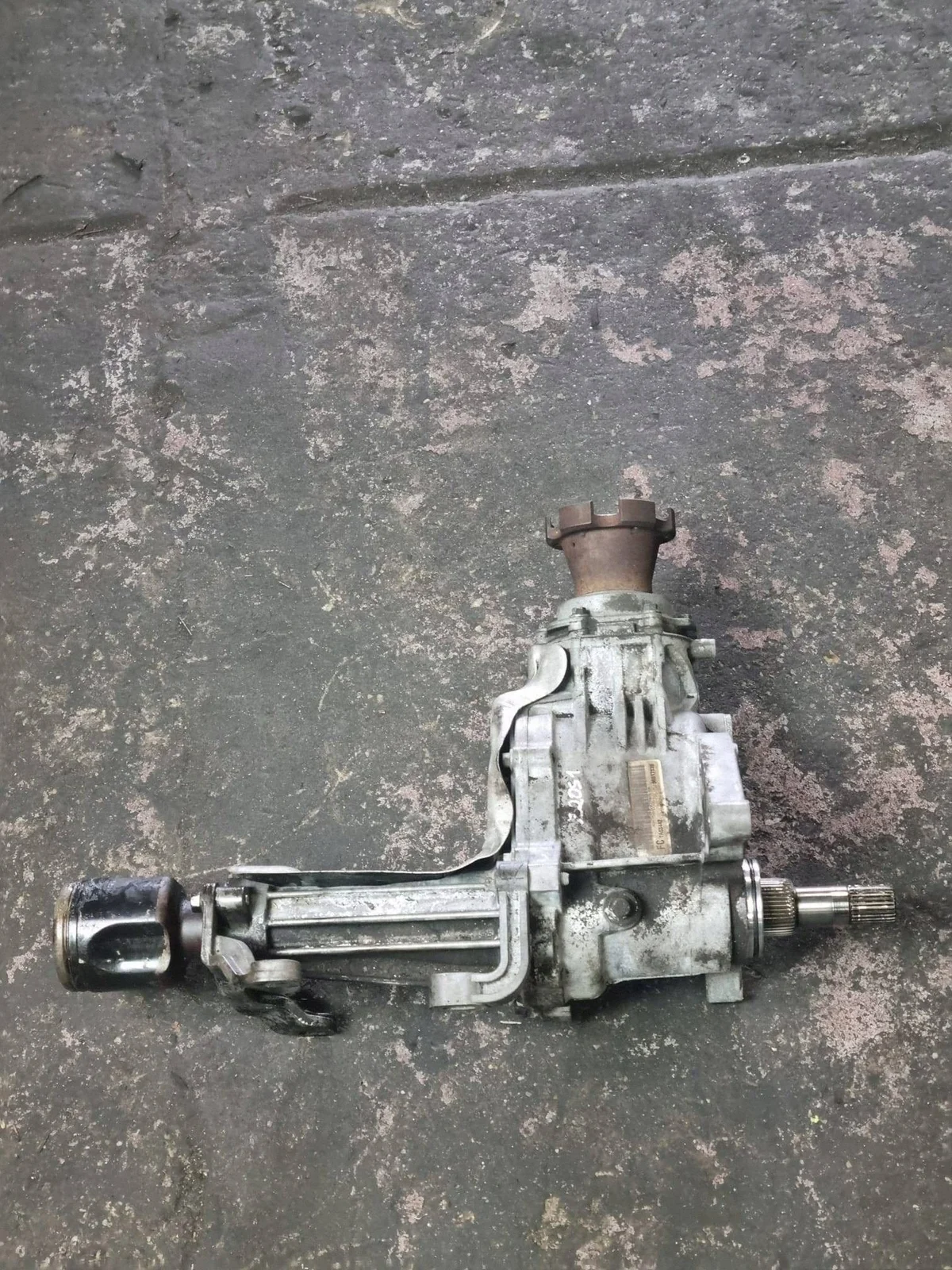 Fördelningslåda Opel Antara 96817139
