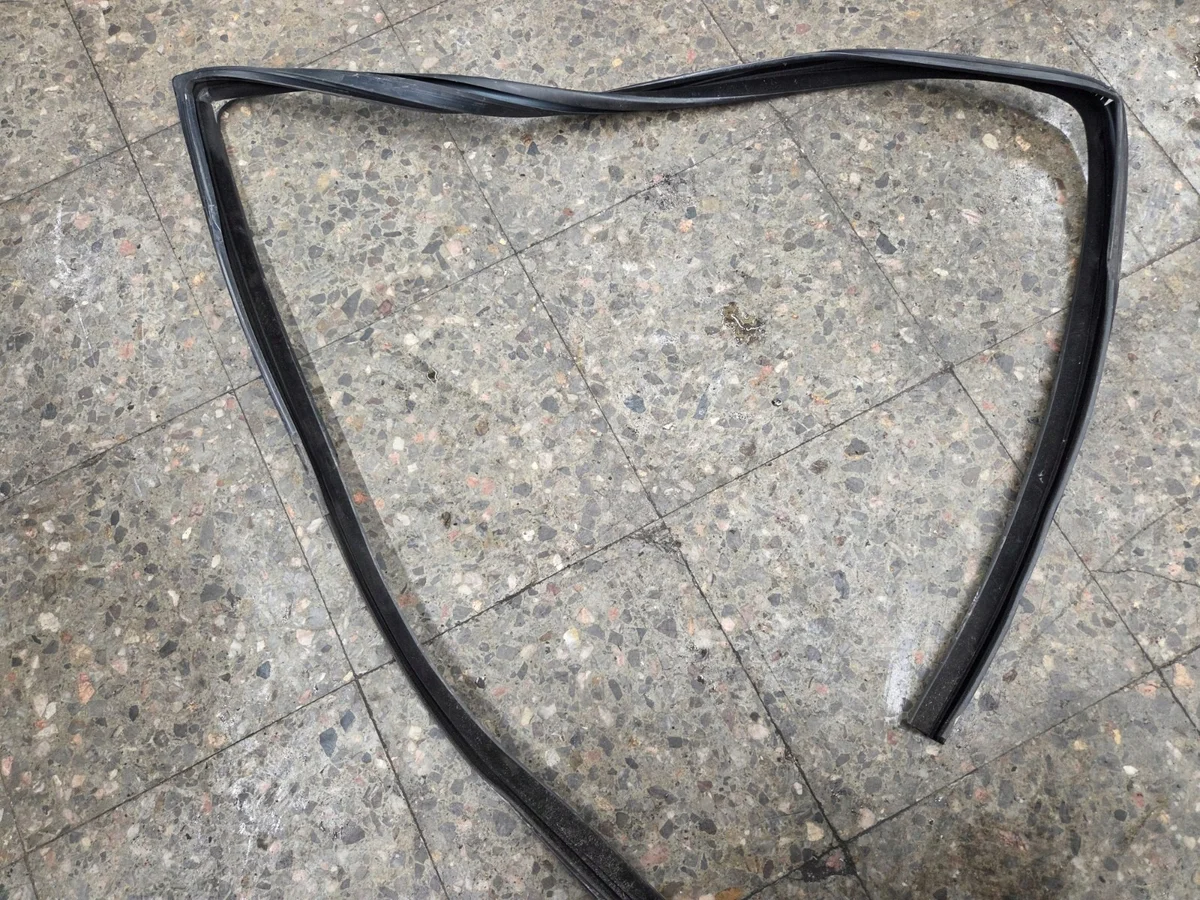 Dichtung Scheibe Vorne Rechts Volvo S60 I
