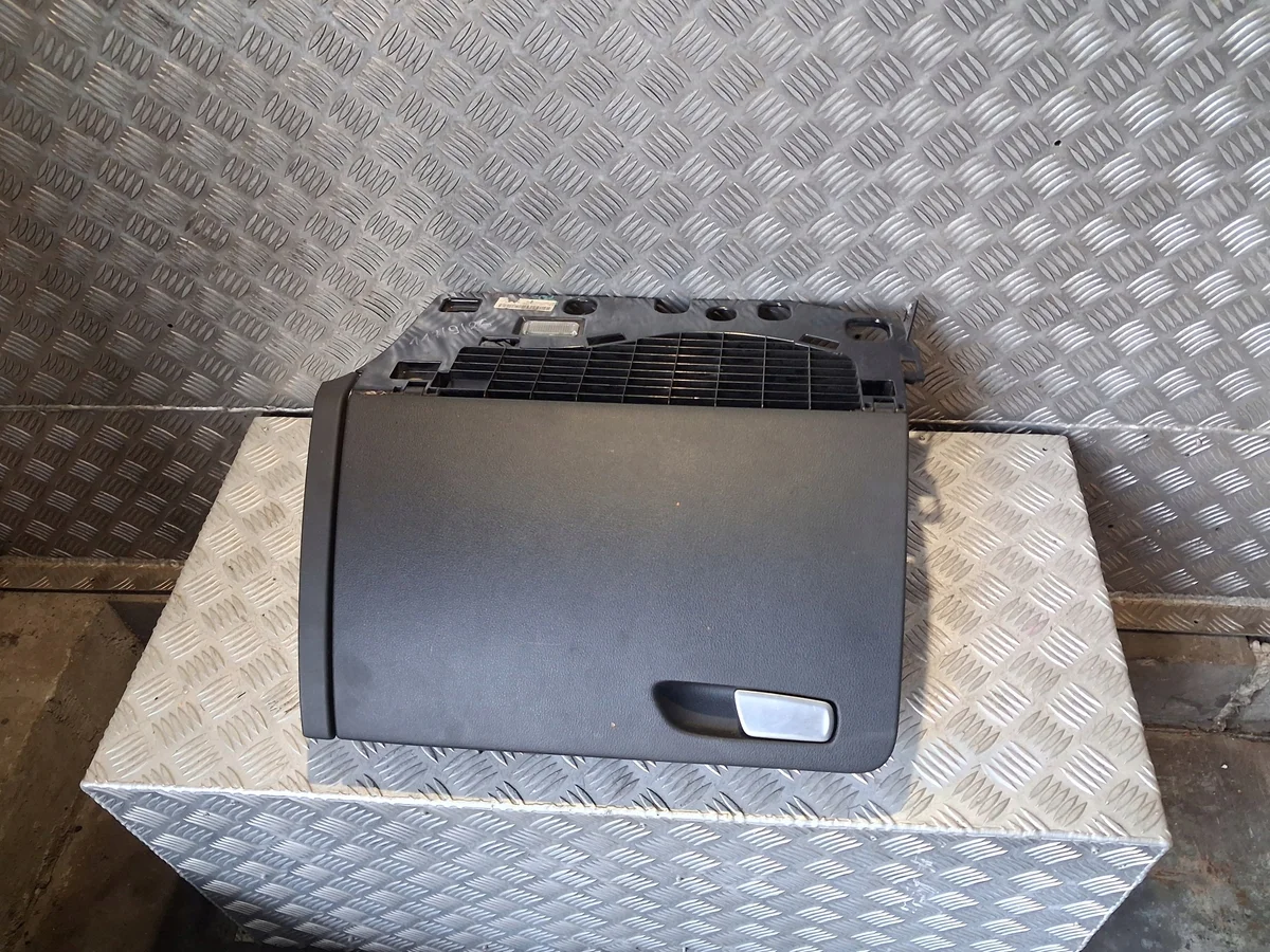 Audi Q5 8R Glove Box Used OEM 8R1857035D