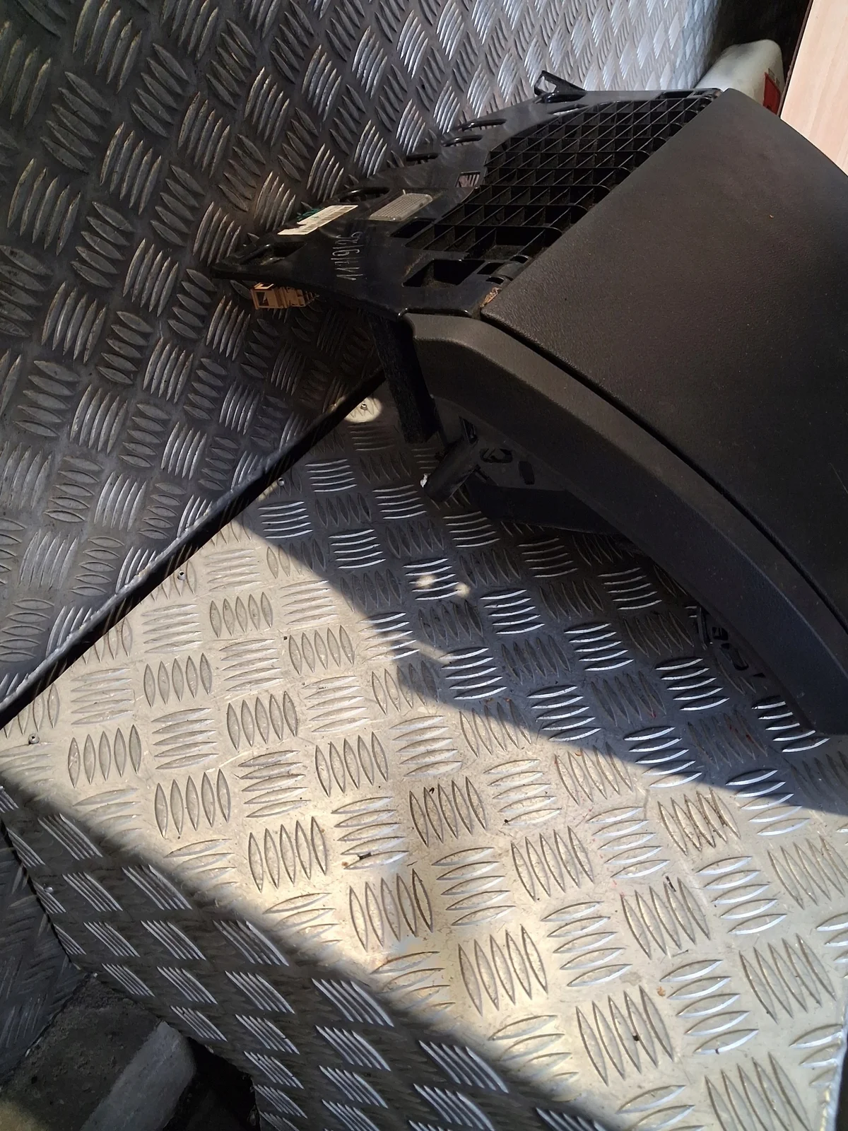Compartimento consola Audi Q5 8R Negro OEM image 4