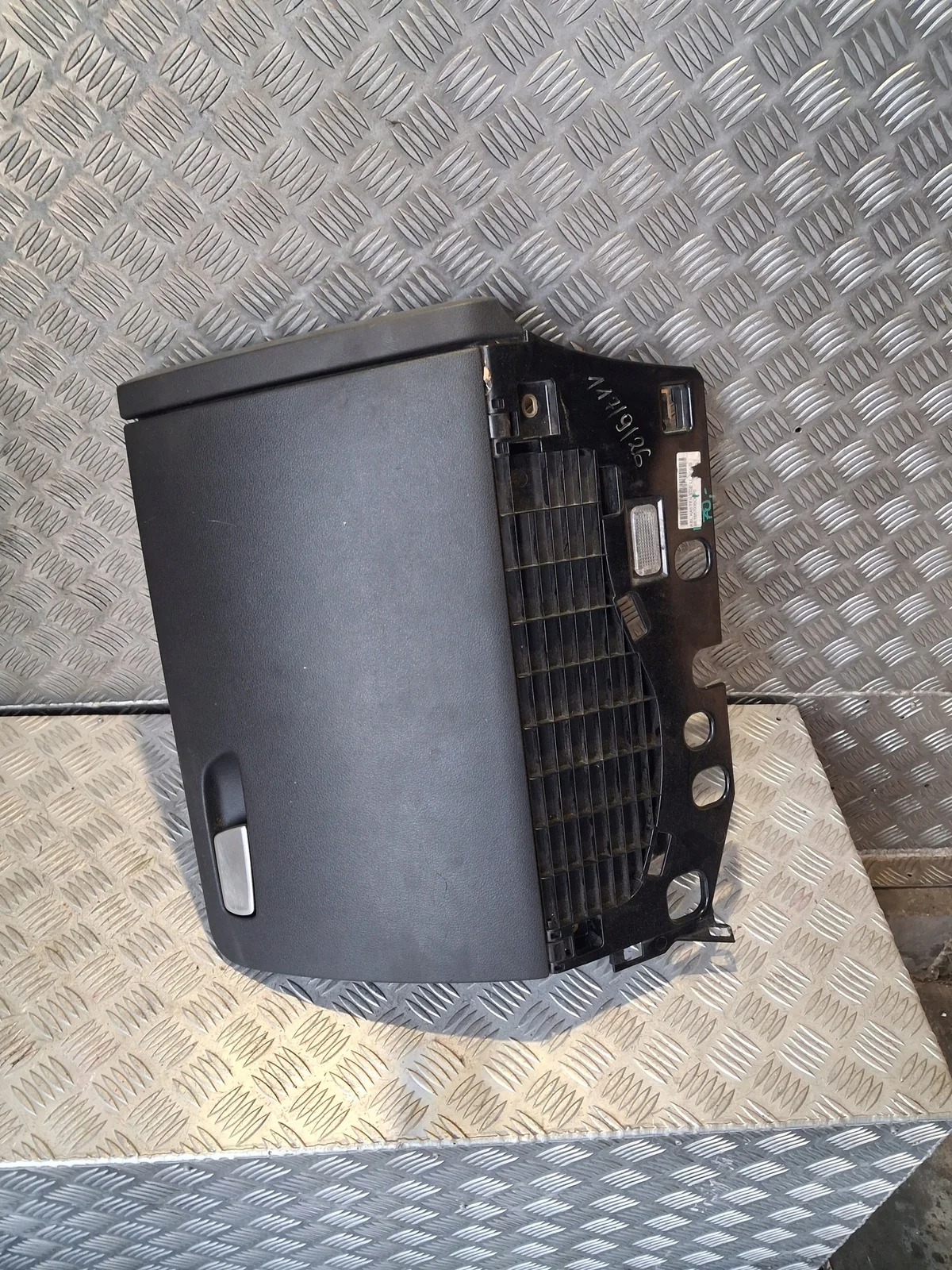 Compartimento consola Audi Q5 8R Negro OEM image 9