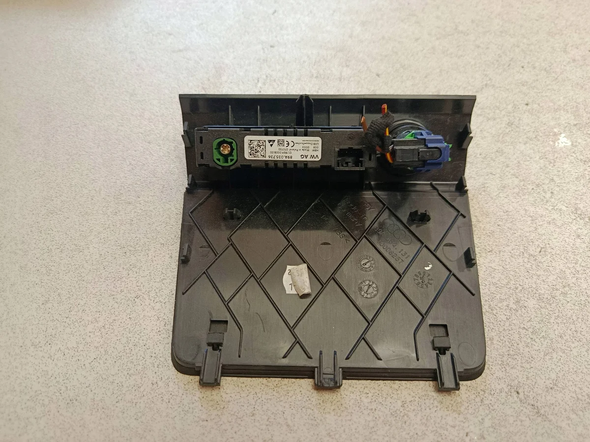 Audi Q4 Sportback e-tron USB Socket 89A035736 image 3