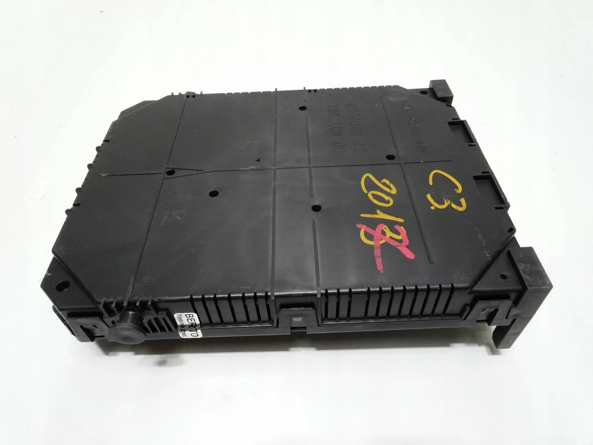 Peugeot Citroen BSI Module Box 9819851180 image 3