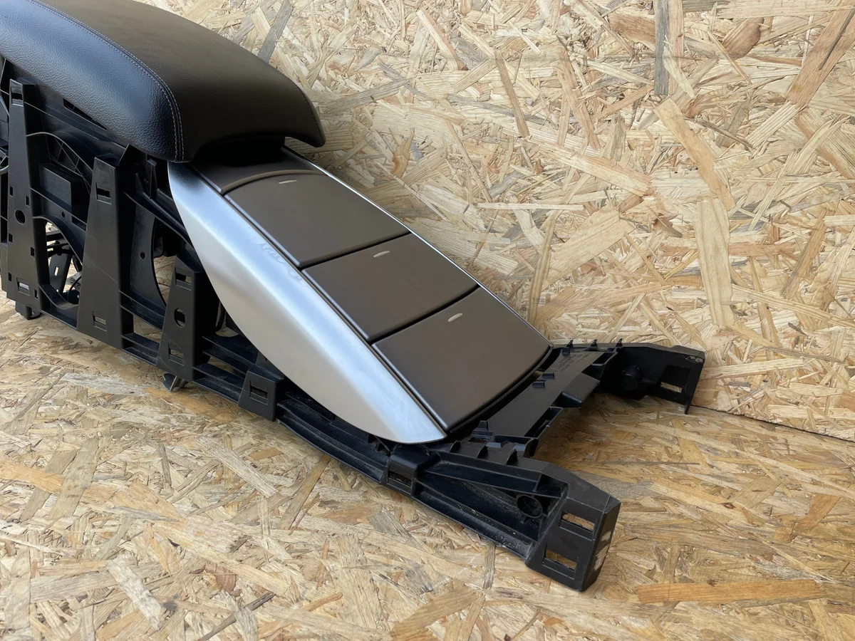 Mercedes Classe R W251 Console Centrale Accoudoir image 3