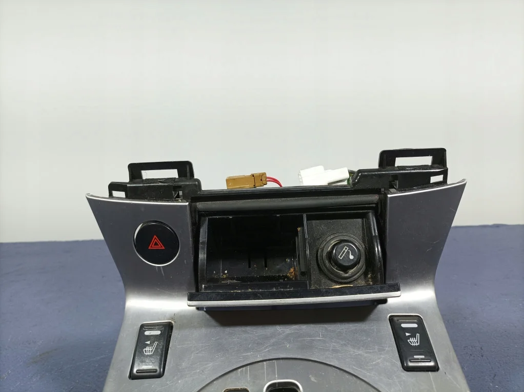 Console centrale Infiniti FX I 03-08 image 6