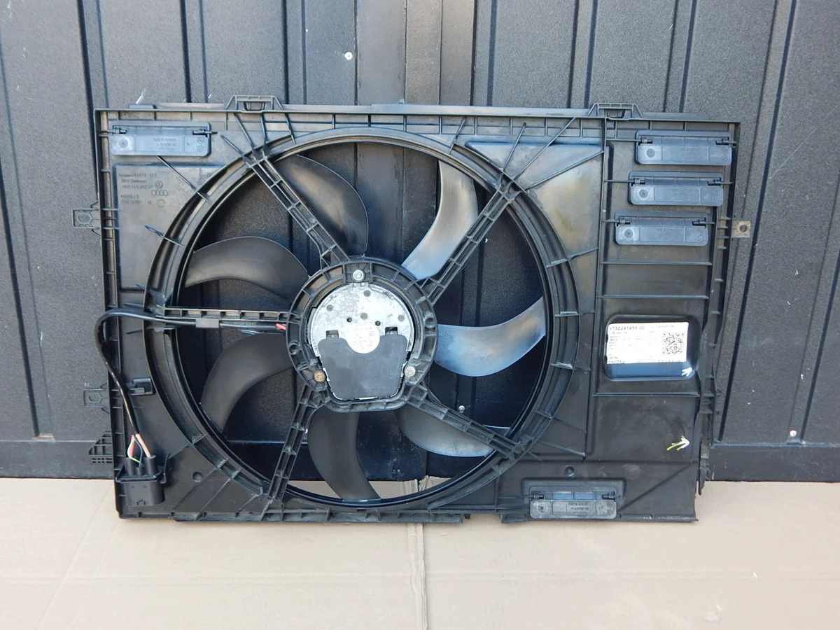 VW T6 2.0 TDI Ventilator Radiator 7E0121207D