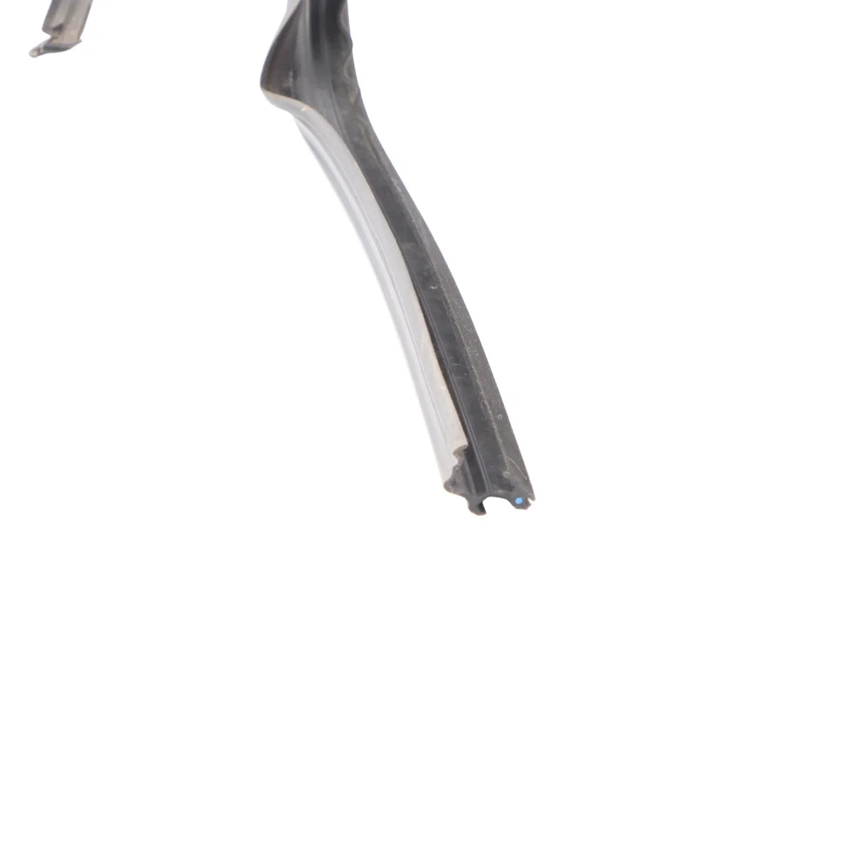 Guide de vitre BMW F46 avant gauche 8498427 image 3