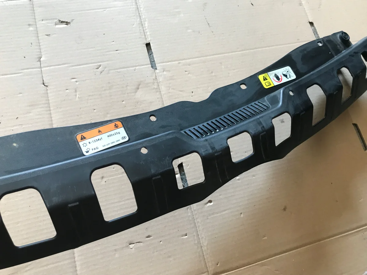 Hyundai i10 II 86353-B9510 Deksel Radiateur image 4