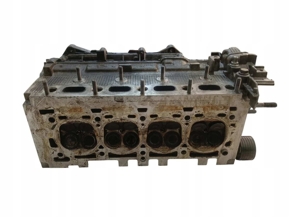 Cylinderhuvud Renault Clio III 1.6 16V K4M804