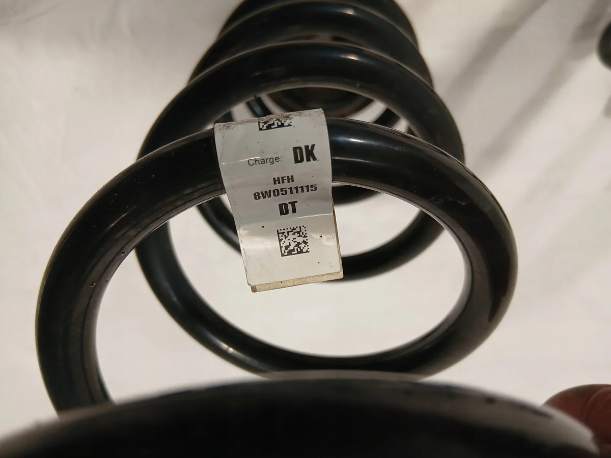 Audi A4 B9 LIFT Feder Links Rechts Halterung image 5