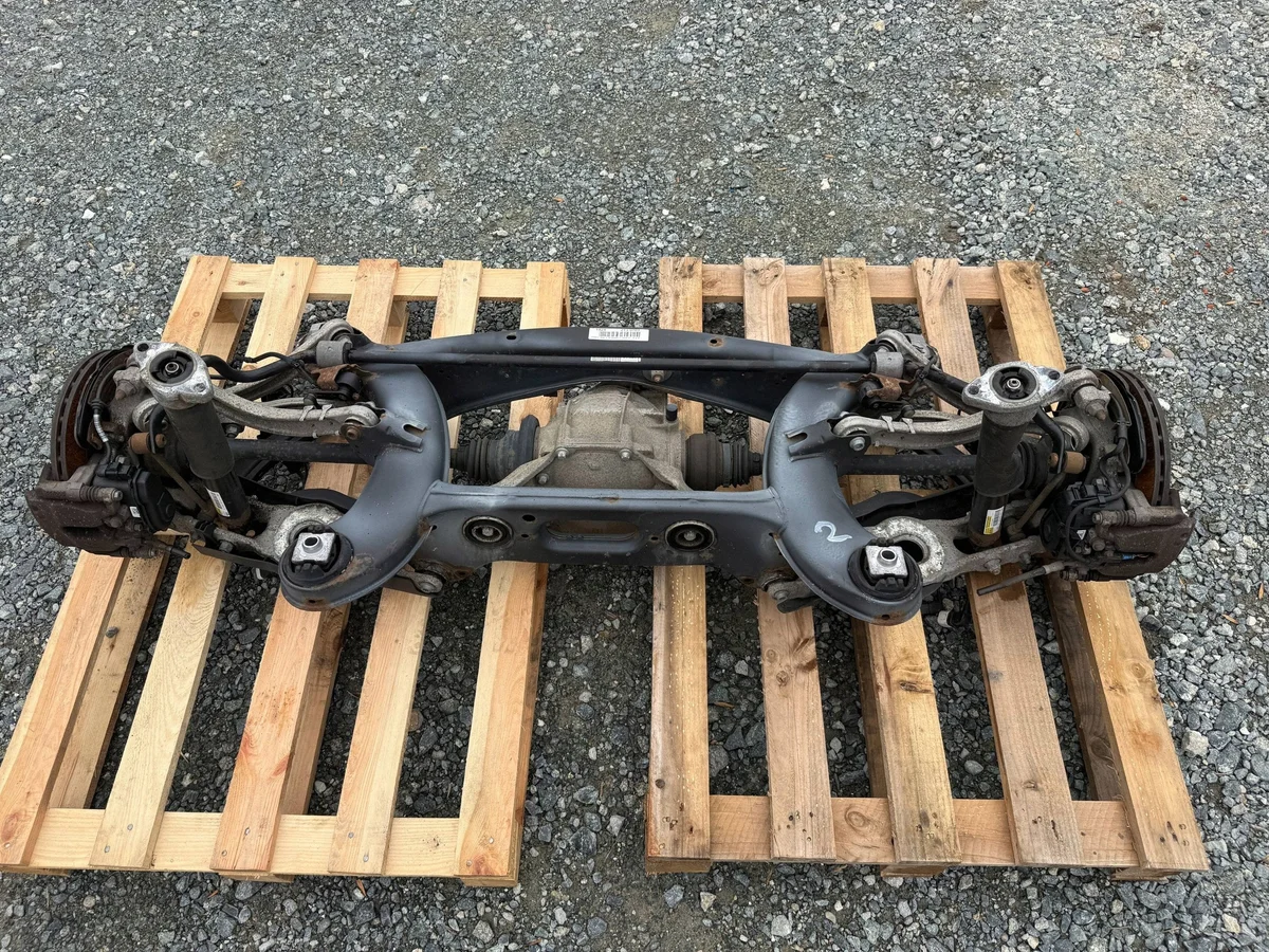 Achteras Differentieel Balk Mercedes W213