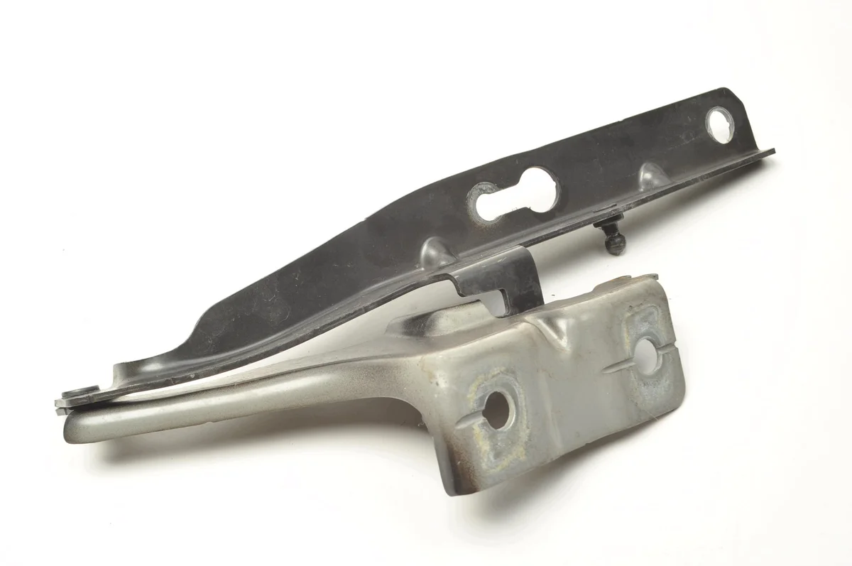 Charnière capot gauche Volvo XC60 II 31424537
