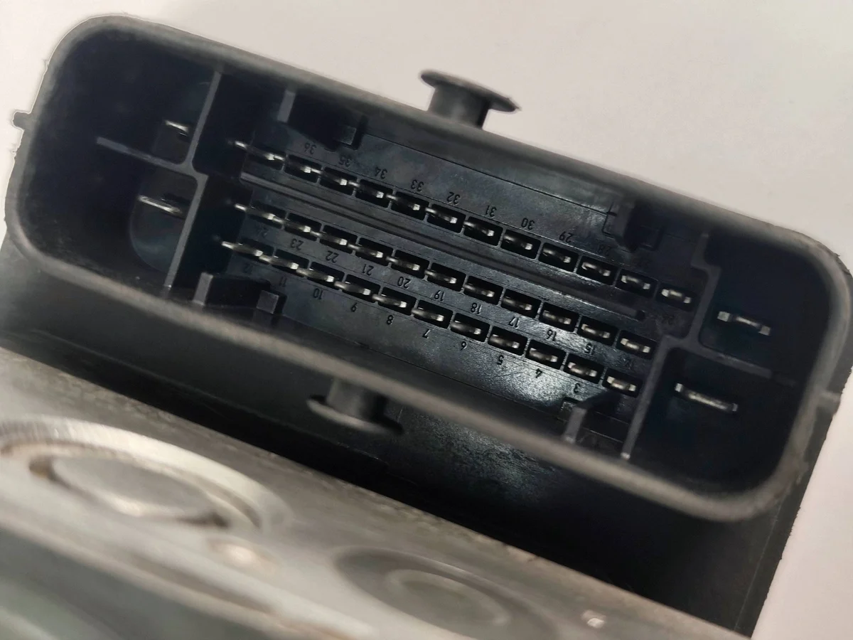ABS Pumpe Alfa Romeo Giulietta 00520297060 image 3
