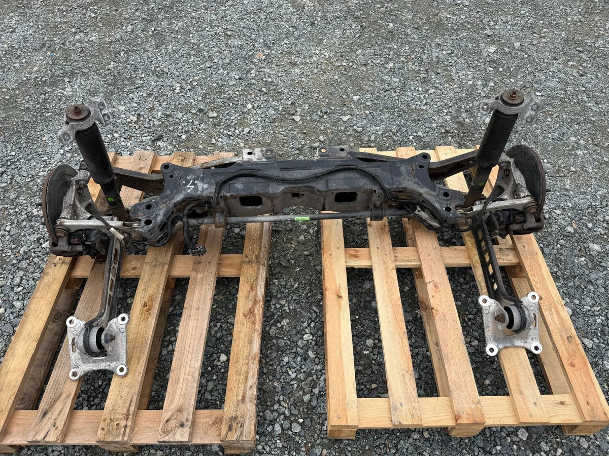 Opel Insignia B Barra Suspensión Trasera Usada