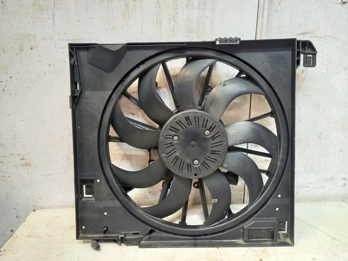 Ventilatore Jaguar XJ XF AW93-19E839-AD image 8