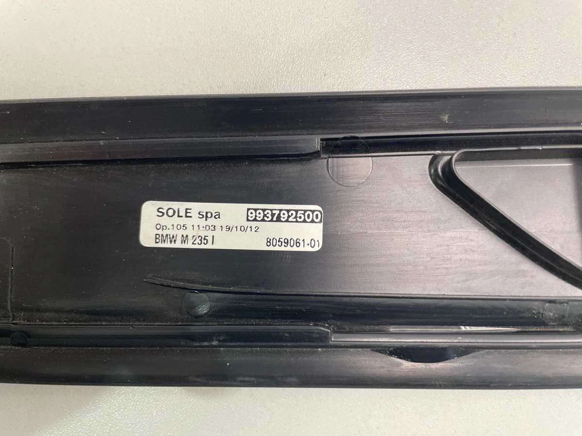 BMW F22 F23 M235i Schwellerleiste 8059061 image 3